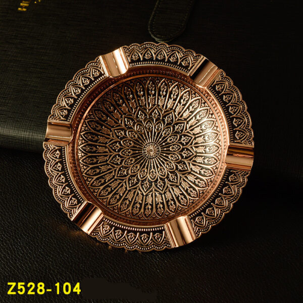 1b0f8381-96e5-4612-a021-0914a4aa1281.jpg Vintage Pattern Ashtray